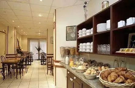 Hotel Du Chemin Parigi