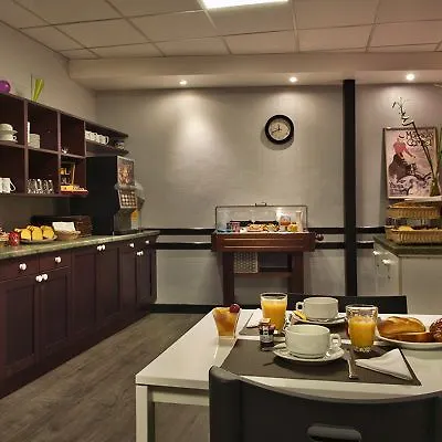 Du Chemin 3* Paříž