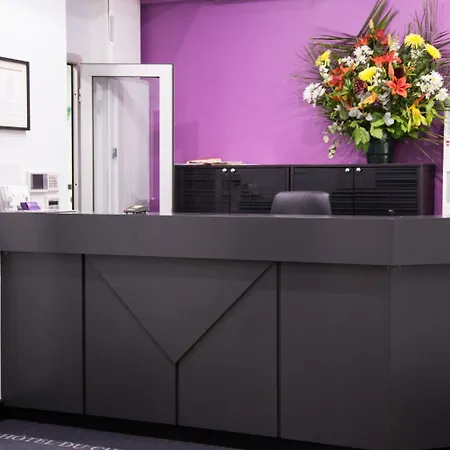 Du Chemin Hotel Paris