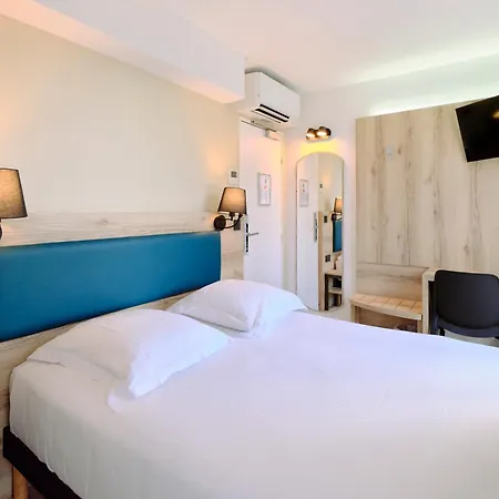 Du Chemin Hotel 3*