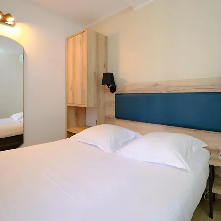Hotel Du Chemin Parigi