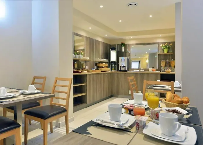 Hotel Du Chemin Parigi