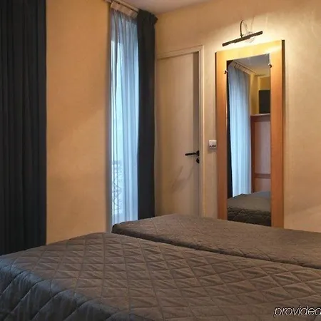 Du Chemin Szálloda 3*