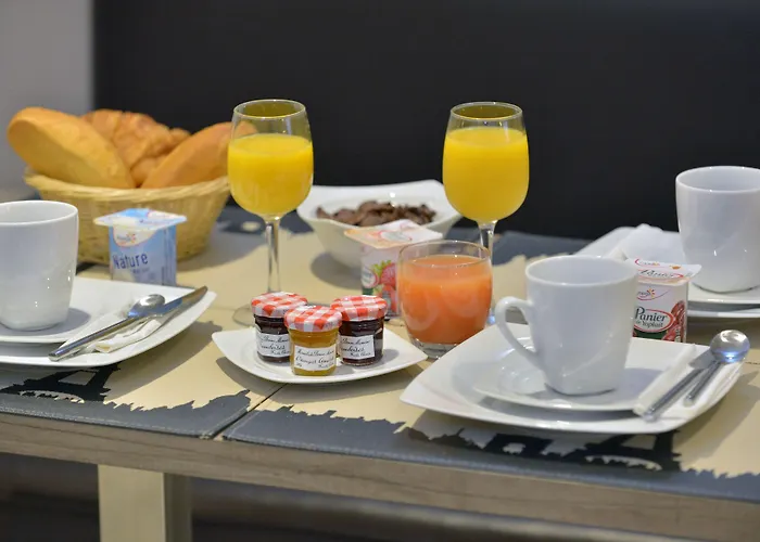 Hotell Du Chemin 3*