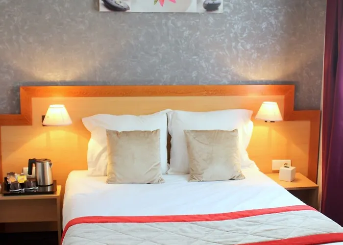Du Chemin 3* Paris