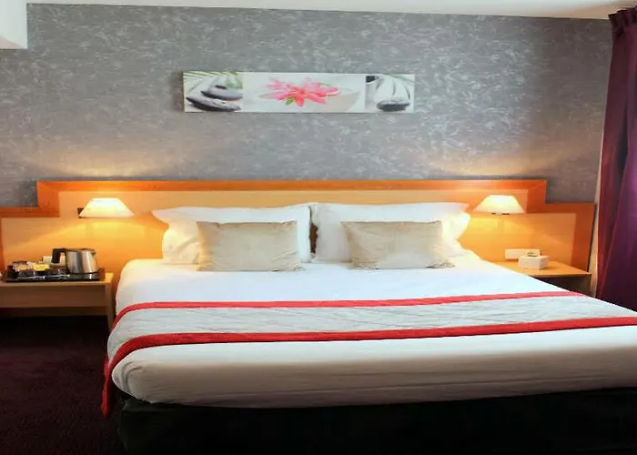 Hotell Du Chemin 3*